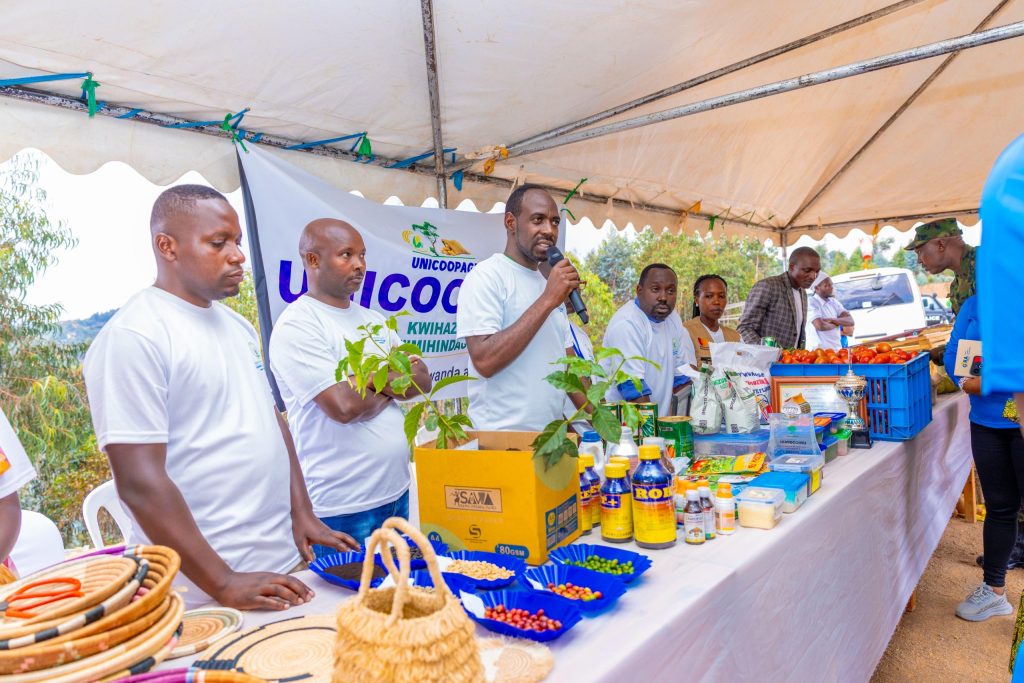 Nyamagabe: Impunzi z’Abanyekongo zirasaba Leta aho kwagurira ubworozi