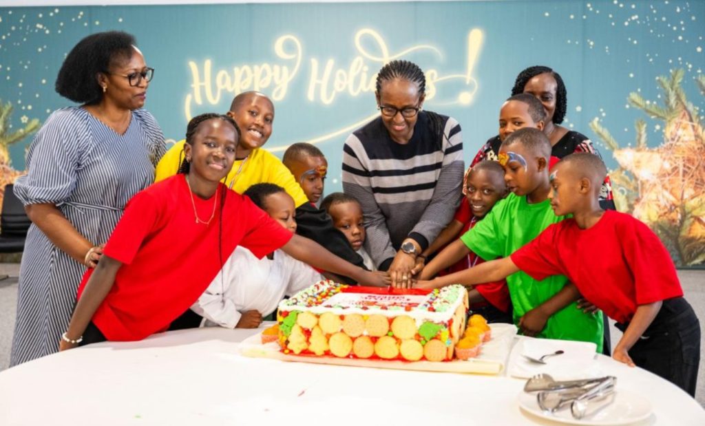 MADAMU JEANNETTE KAGAME YASANGIYE NABANA IBYISHIMO BY’IMINSI MIKURU